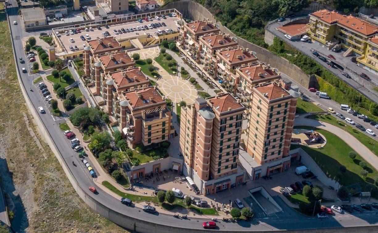 Gf Holiday Suite 3 Varazze Exterior foto